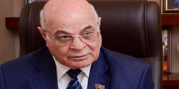 Ağacan Abıyev:  “Ata-anası görmür qızı necə geyinir?” 