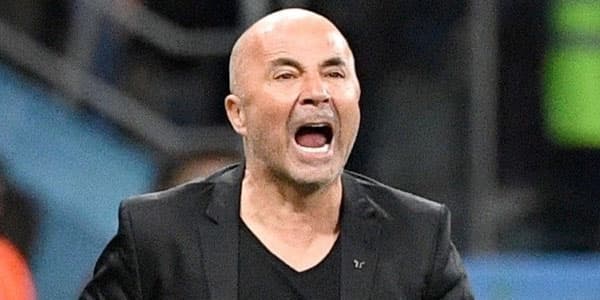 Argentina millisində üsyan: futbolçular baş məşqçiyə qarşı