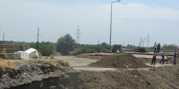 Göyçayda selin dağıtdığı avtomobil körpüsü bərpa edildi