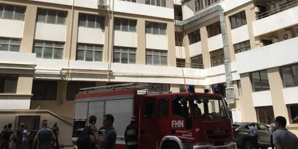 Bakıda yanğın: 25 nəfər təxliyə olundu, 7 nəfər xilas edildi