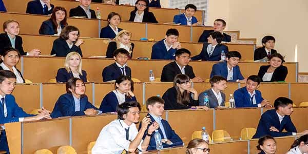 Dövlət xətti ilə xaricdə təhsil alan azərbaycanlıların sayı azalıb