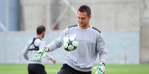 "Qarabağ" daha bir legionerini göndərdi: 2-ci qapıçı da getdi