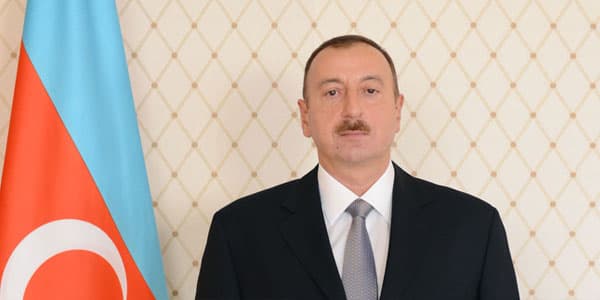 İlham Əliyev general-qubernatoru təbrik etdi