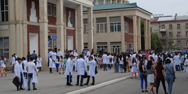 Tibb Universitetində keçirilən aksiya ilə bağlı rəsmi açıqlama