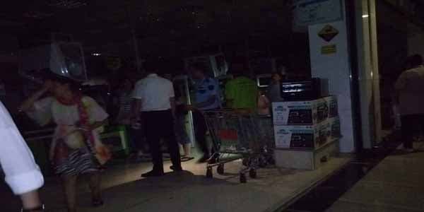 Qaranlığa qərq olan Bakıdan FOTOLAR