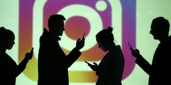 İran "Instagram"ı qadağan edir