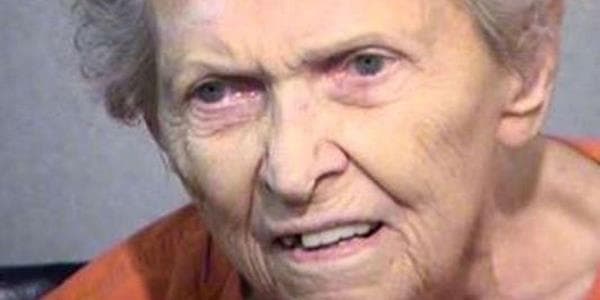 92 yaşlı qadın 72 yaşlı oğlunu öldürdü: bu səbəbə görə