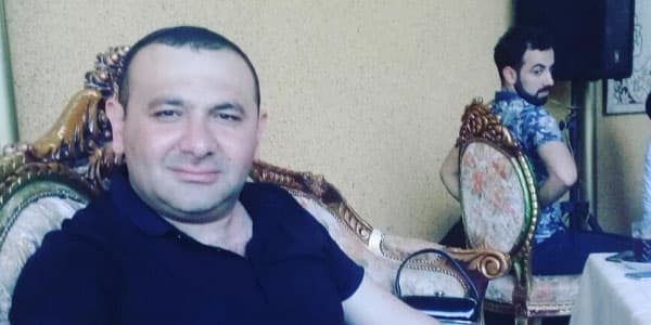 Aşıqlar Yasamal qəbiristanlığında "razborkaya" çıxdılar (VİDEO)