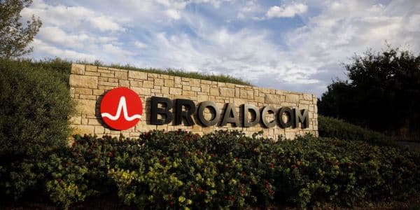 "Broadcom" 18.9 milyardlıq şirkəti alır