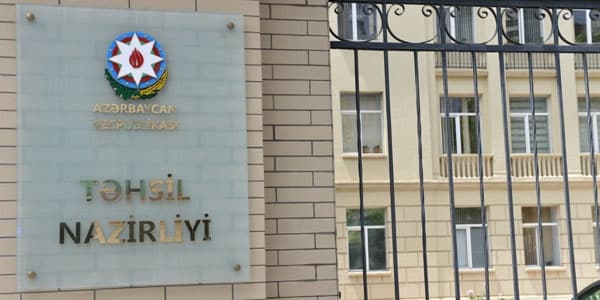 Tələbələrin köçürülməsi ilə bağlı sənəd qəbulu başa çatdı