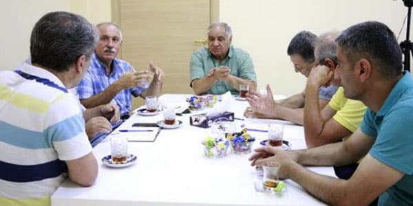 Media Klubu mətbuatın problemlərini müzakirəyə çıxardı (FOTO/VİDEO)