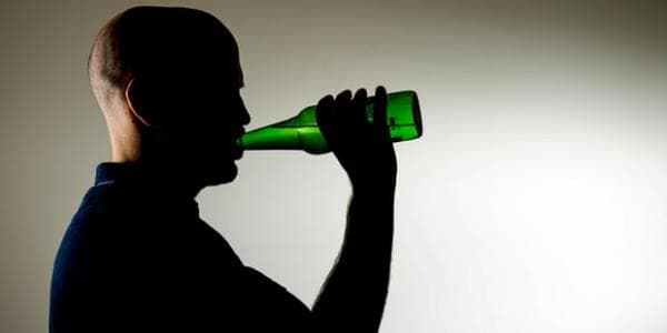 Spirtli içki demensiya xəstəliyinin qarşısını alır
