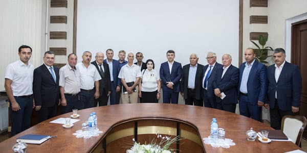 Kənd Təsərrüfatı Nazirliyi yanında Fermerlər Şurası yaradıldı (FOTOLAR)