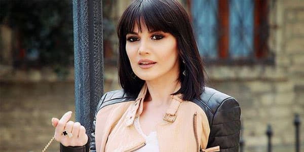 Natavanın dəbdəbəli bağ evi (FOTOLAR)
