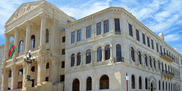 Azərbaycanda 5 şirkət rəhbəri həbs edildi, biri polis nəzarətinə verildi (RƏSMİ)