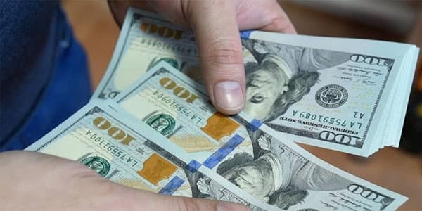 Azərbaycan bankları dolları bahalaşdırmağa başladı 