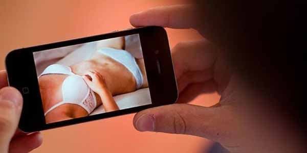 Virtual təcavüzdən və şantajdan necə qorunmaq olar? (VİDEO)
