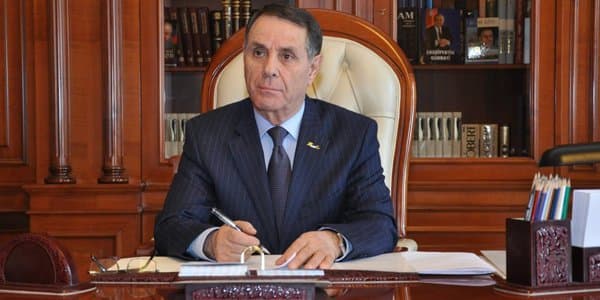 Baş nazir adın, ata adının və soyadın dəyişdirilməsi ilə bağlı qərar verdi