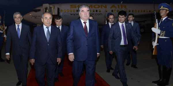 Tacikistan Prezidenti Emoməli Rəhmon Azərbaycana rəsmi səfərə gəlib