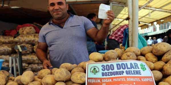 Dünyanı heyran qoyan fotolar: Türklər dollara qarşı belə müharibə aparır (FOTOLAR)