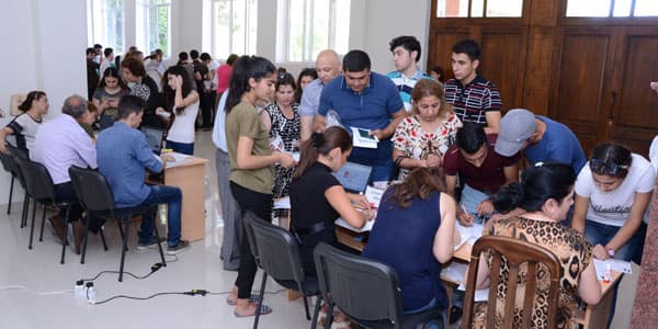 Boş qalan plan yerlərinə qəbul olunan tələbələrin nəzərinə - Qeydiyyat vaxtları