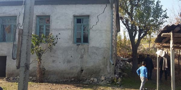 Lənkəranda zəlzələdən 80-ə yaxın evdə çatlar yaranıb