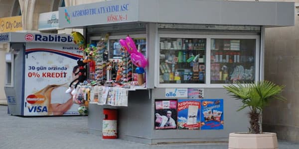 Bakıda qəzetsiz, saqqız, çipsi satılan köşklərdən - Reportaj