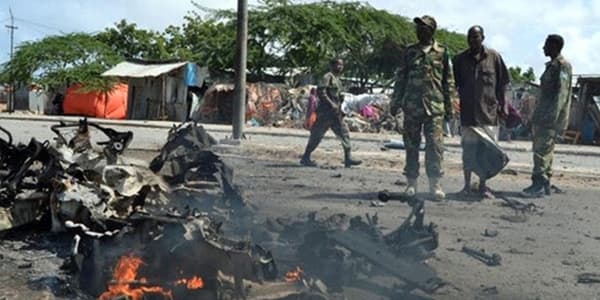 Somalidə terror: 10 nəfər öldürüldü