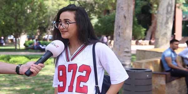 Məktəblərdə mobil telefon qadağan edilsinmi? - SORĞU