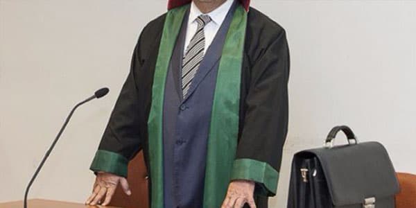 Azərbaycanda 4 vəkilin fəaliyyətinə xitam verildi