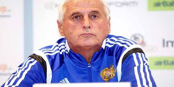 Kosovonun baş məşqçisi: "Riçard Almeyda kimi oyunçu olduğu halda..."