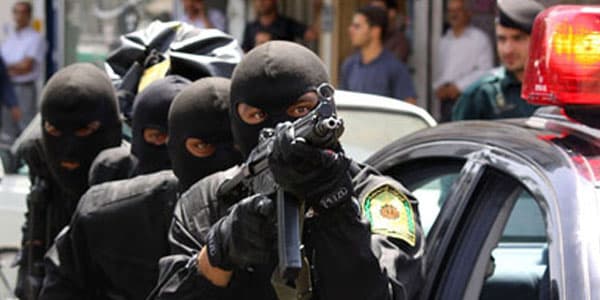 İranda polis bölməsinə hücum: 3 nəfər öldü