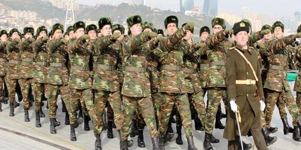 Hərbi qulluqçuların pensiya təyinatı ilə bağlı qərar