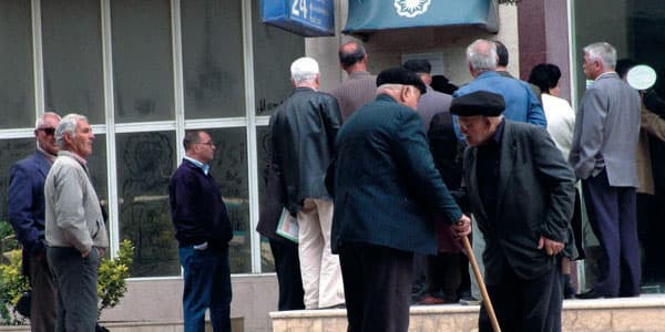 Paytaxtda pensiyaların verilməsinə başlanıldı