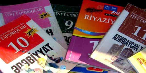 Orta məktəblərdə dərslik çatışmır?
