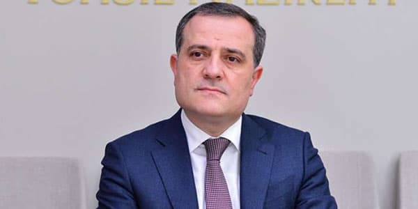 Nazirdən "Bilik günü" müraciəti