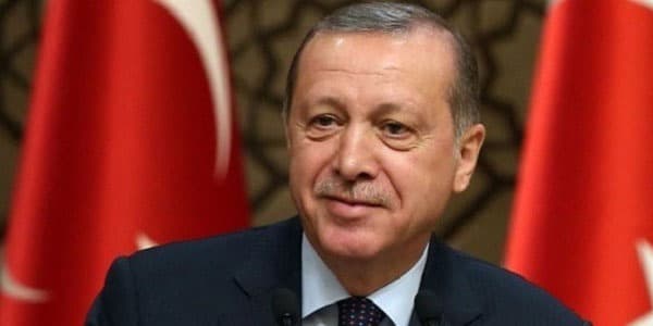 Ərdoğan Bakıda Bəxtiyar Vahabzadənin şeirini oxudu (VİDEO)