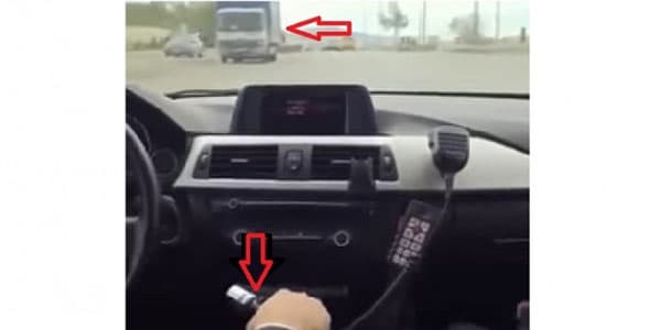 Azərbaycanda YPX maşını "protiv" gedir, polislər şou göstərir (VİDEO)