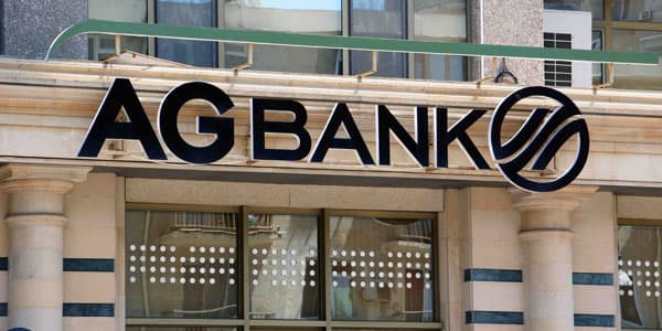 “AG Bank”ın vəziyyəti günbəgün ağırlaşır - HESABAT