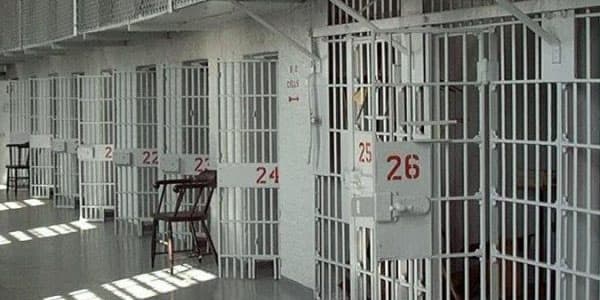 17 məhkum həbsxanadan qaçıb? - Rəsmi açıqlama