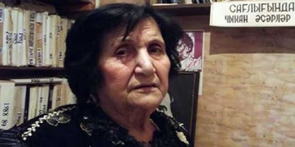 Xəlil Rza Ulutürkün arvadı 4 min manat tələb edir
