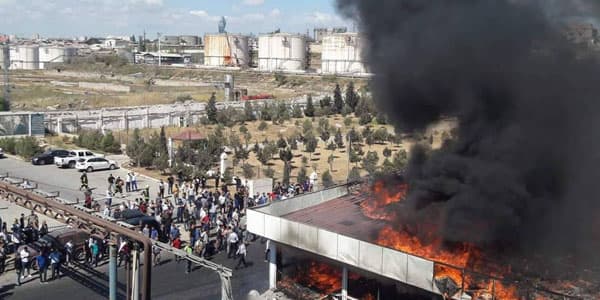 Xətai rayonundakı yanğın söndürülüb (YENİLƏNİB/FOTO/VİDEO)
