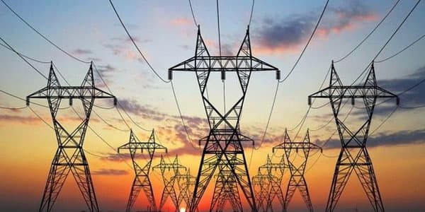 Güclü yağış səbəbindən bəzi yerlərinə elektrik verilməsində fasilə yaranıb