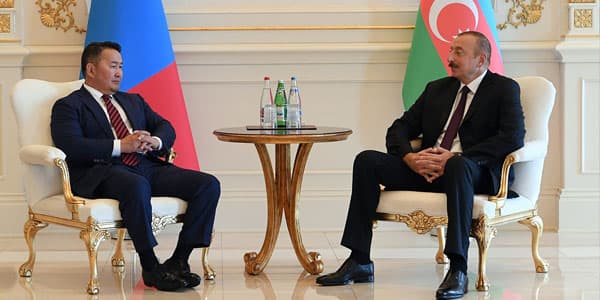 Azərbaycan və Monqolustan prezidentlərinin görüşü olub (FOTOLAR)