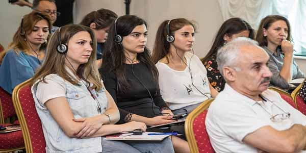 (R) Azercell jurnalistlər üçün seminar təşkil etdi (FOTOLAR)