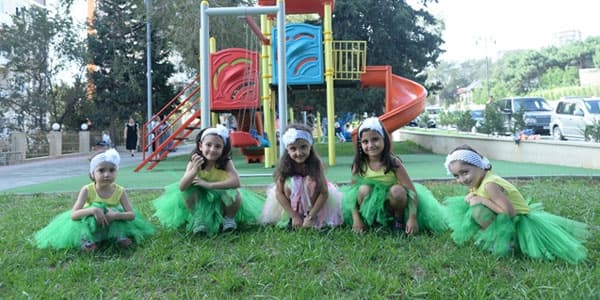 Nəsimi rayonunda yeni park istifadəyə verildi (FOTOLAR)