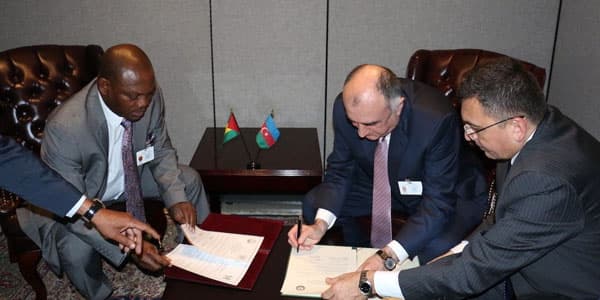 Azərbaycan daha bir ölkə ilə diplomatik əlaqələr qurub (FOTO)