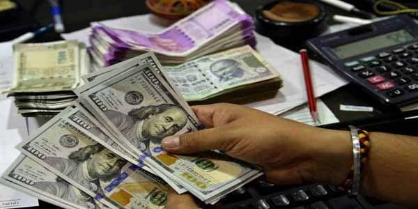 Dollarla bağlı bəd xəbər: Uçot dərəcəsi artırıldı