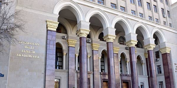 Tarix İnstitutu: Azərbaycanın sovet dövrü tarixi təhriflərdən təmizlənir