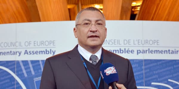  Daha bir yüksək vəzifəli məmur işdən çıxarıldı - Yeni təyinat